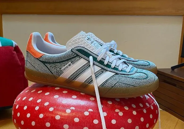 sean wotherspoon house slippers